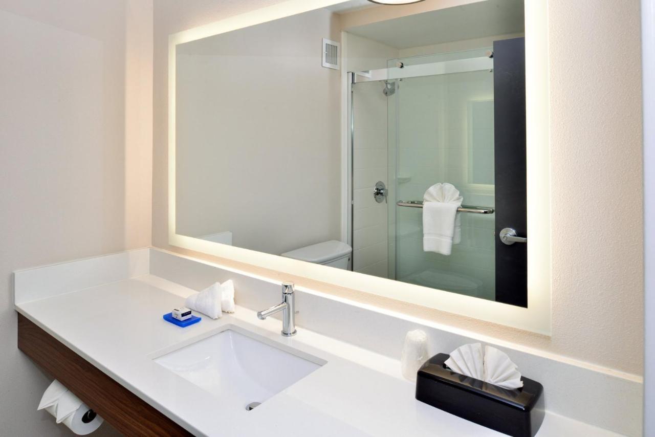 Holiday Inn Express Winston-Salem Medical Ctr Area Eksteriør bilde